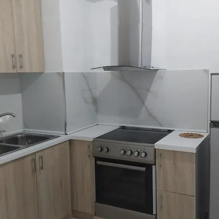 Eriseld House アパート