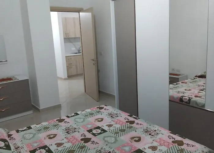 Eriseld House * Vlorë